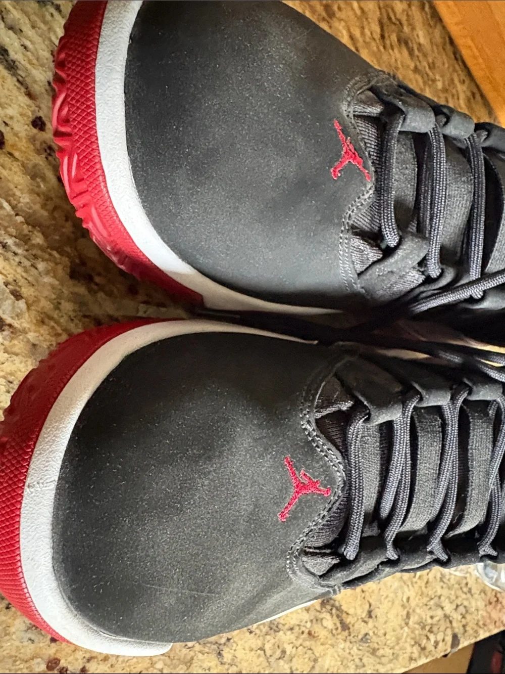 Jordan Men's Black and Red High-Top Basketball Sneakers